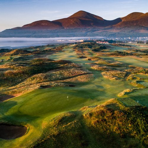 Luxury Ireland golf tours for American travelers Custom golf vacations in Northern Ireland Best golf and culture tours in Ireland Irish golf trips for US golfers Chauffeured Ireland golf tours with 5-star accommodations